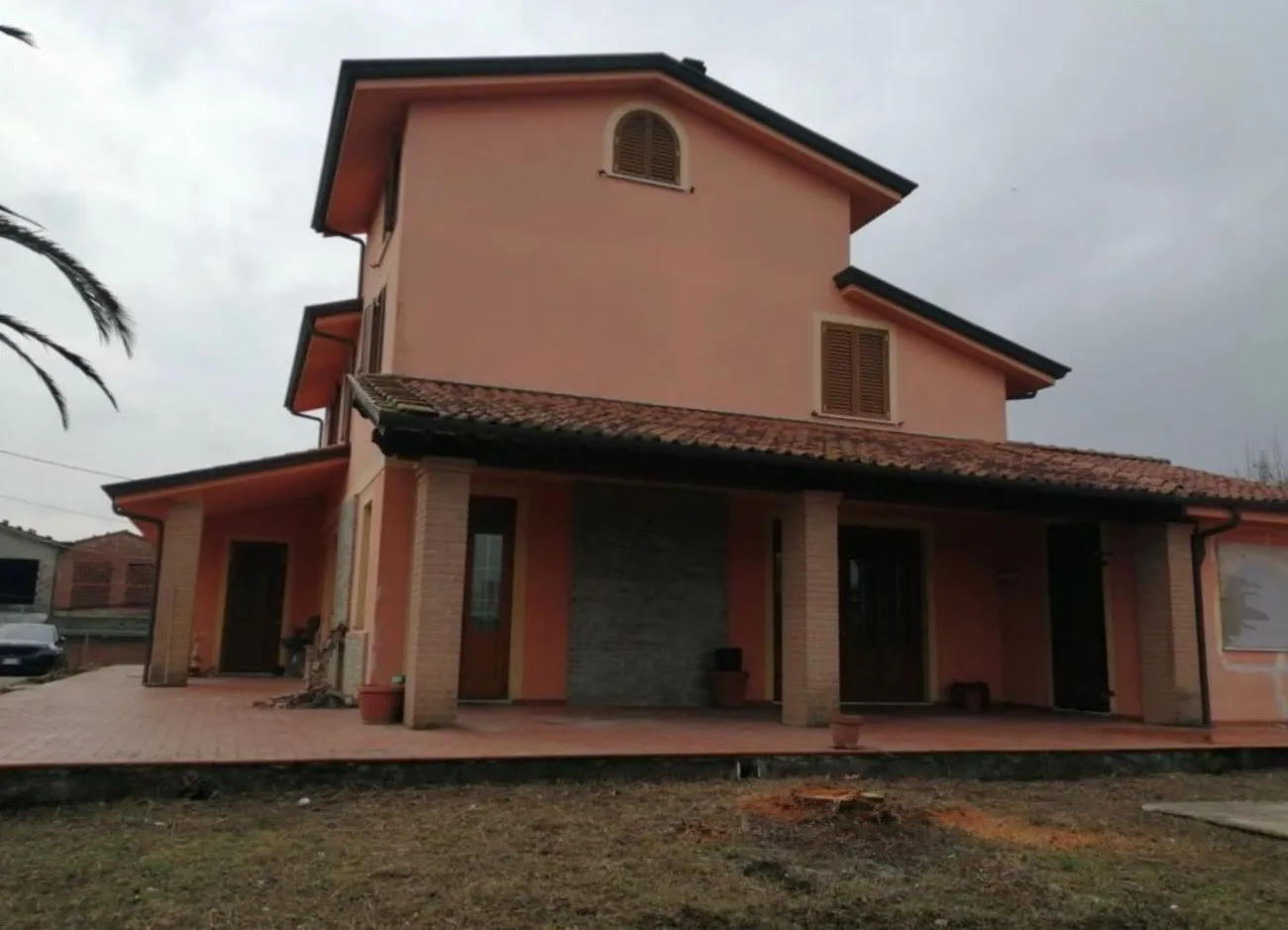L'edificio prima dell'intervento - Ristrutturazione Villa